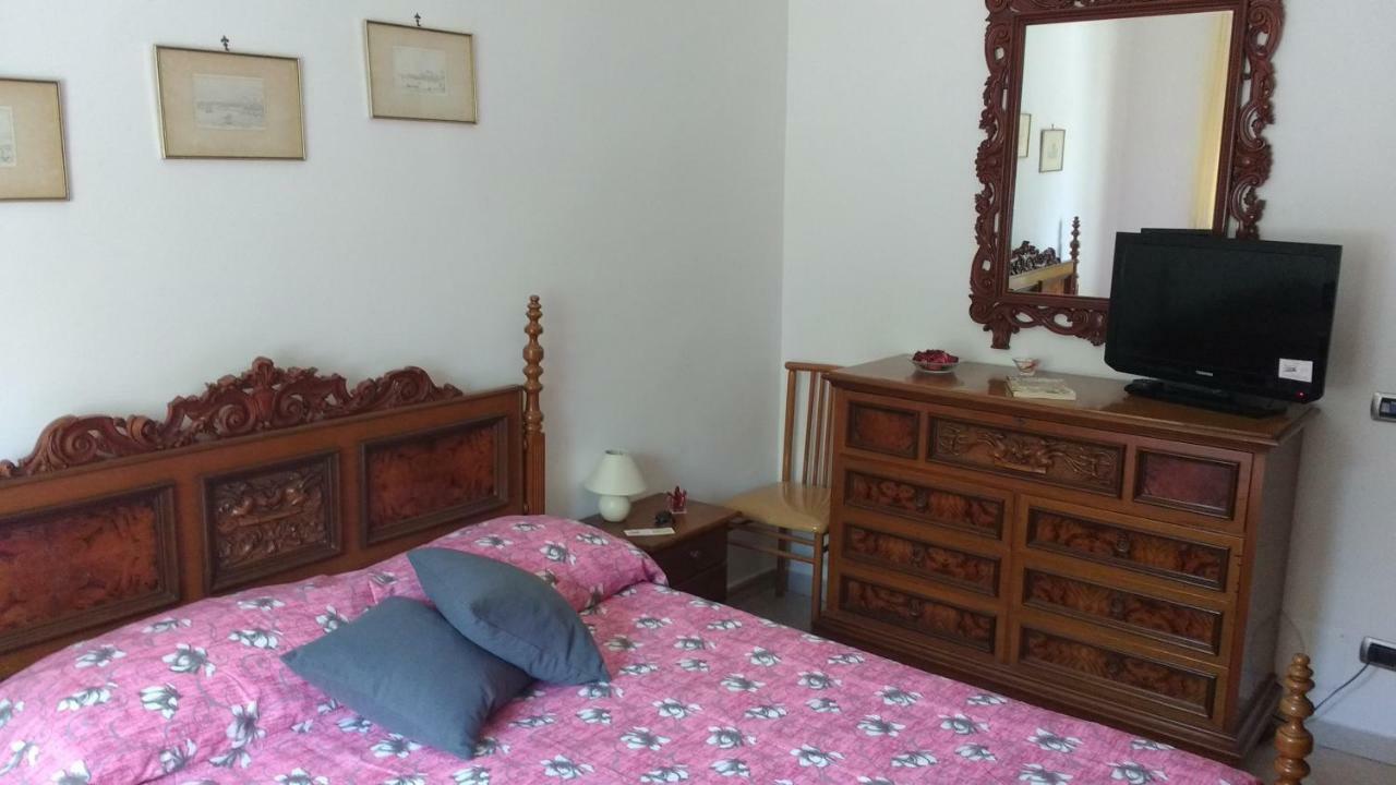A Casa Di Arturo Bed & Breakfast Naples Exterior photo